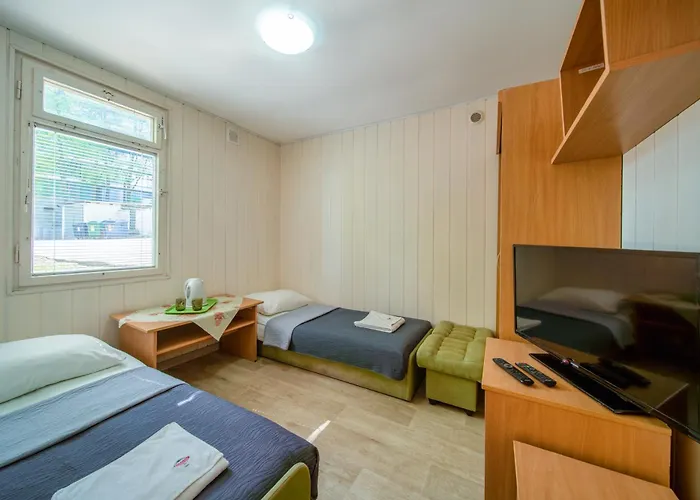 Ow Gromada Pod Bukami Semesterpark Miedzyzdroje