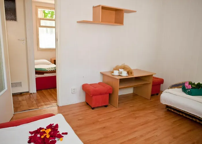 Ow Gromada Pod Bukami 2*